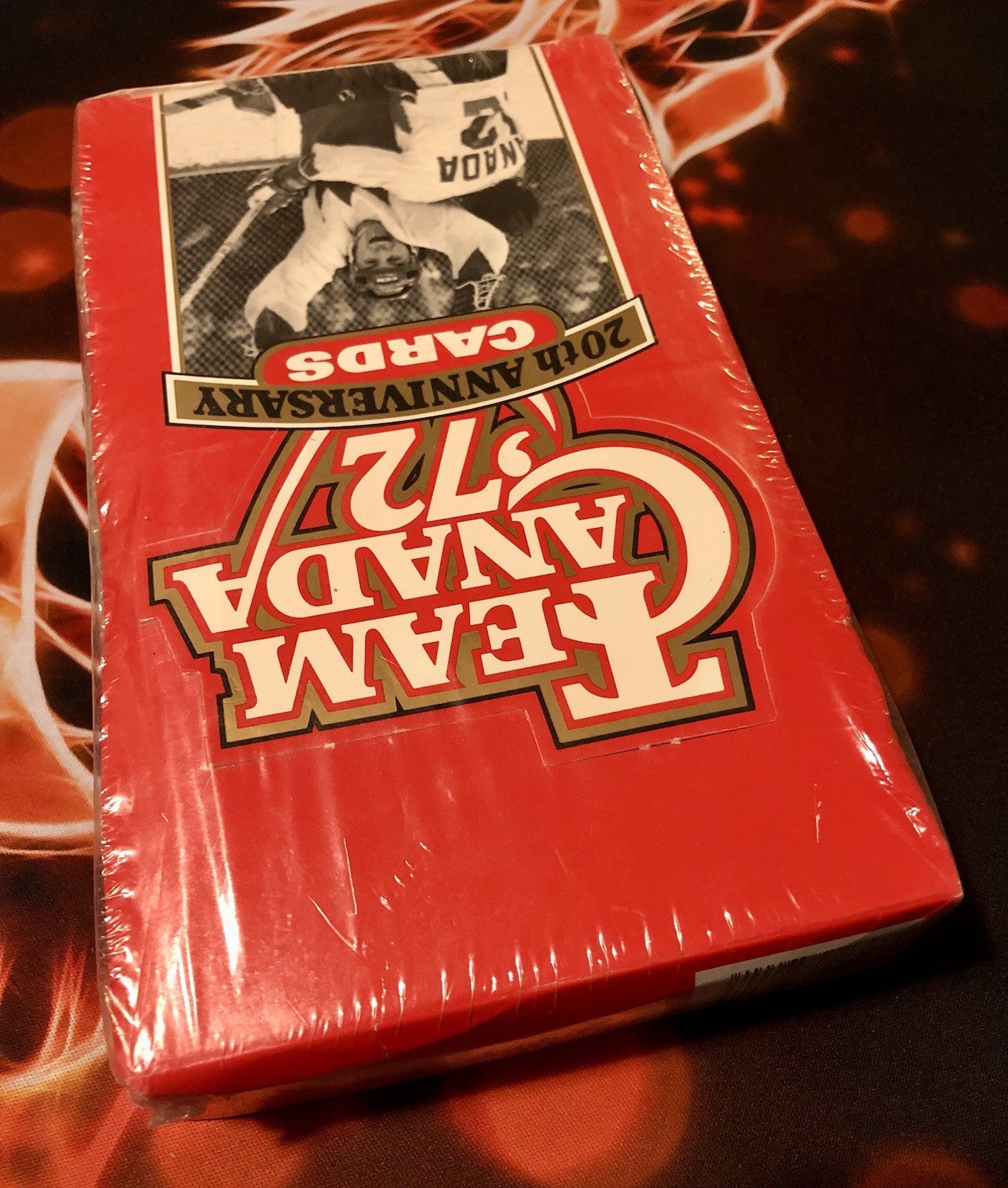 1992 - FUTURE TRENDS - TEAM CANADA 72 SEALED BOX - 24 PACKS SEALED INSIDE