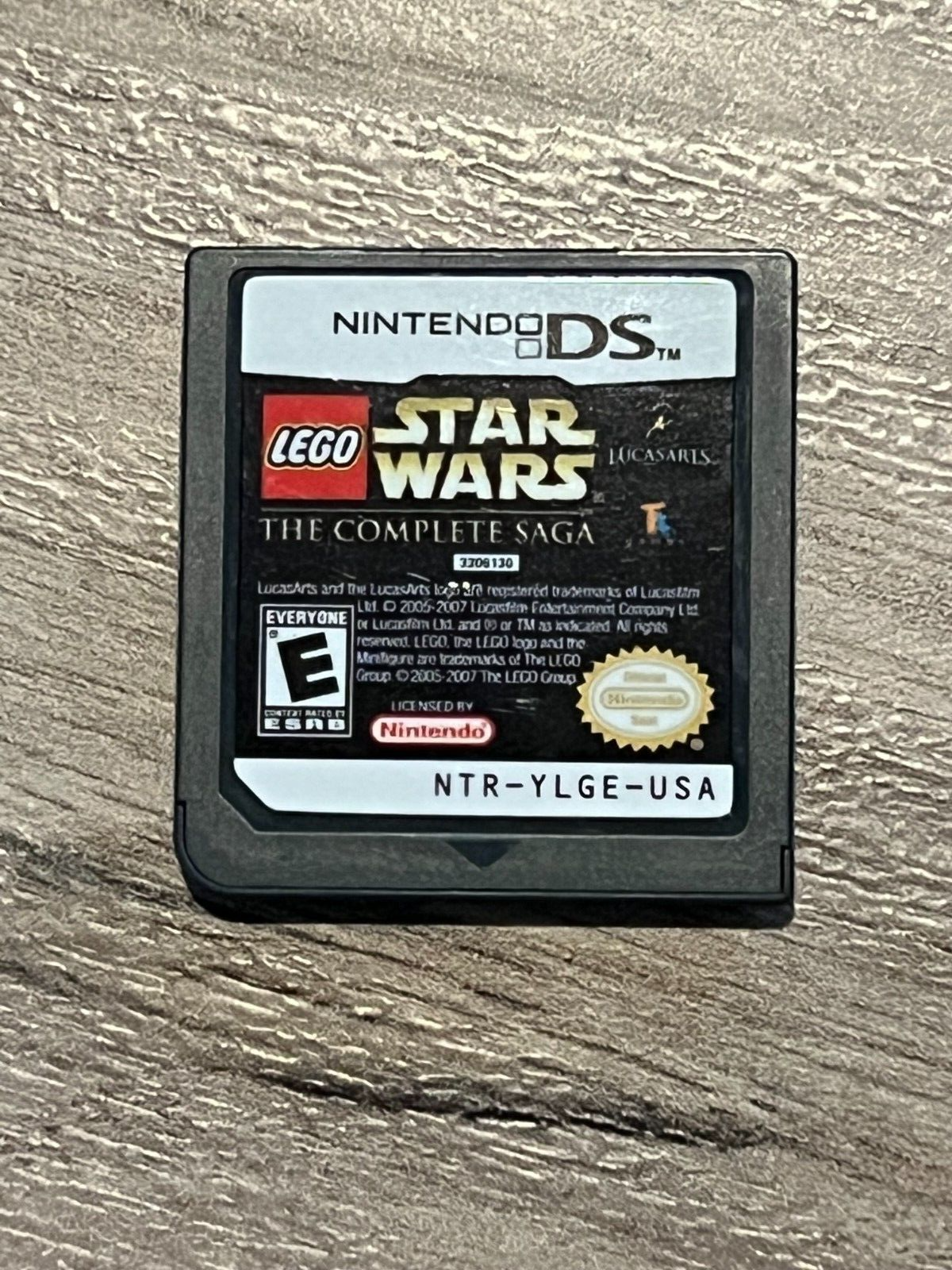 LEGO Star Wars: The Complete Saga (Nintendo DS, 2007)