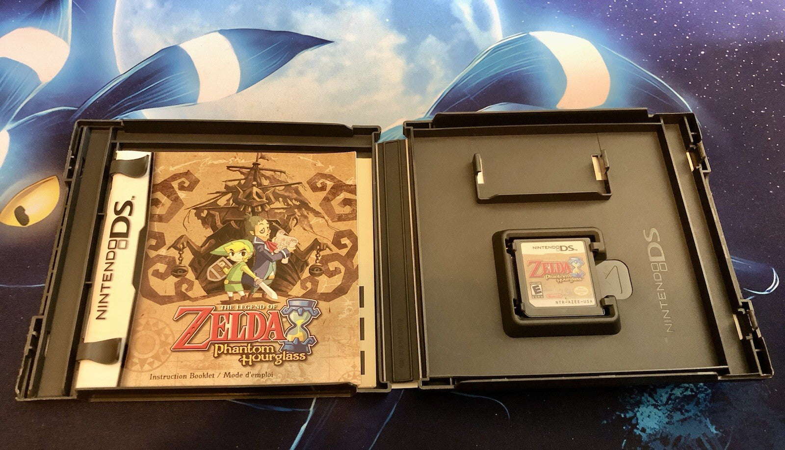 The Legend of Zelda: Phantom Hourglass (Nintendo DS, 2007) With Manual