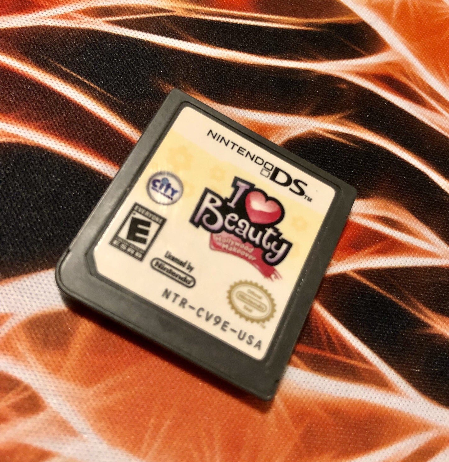 I Love Beauty: Hollywood Makeover Nintendo DS Authentic GAME MONSTER CANADA -..-