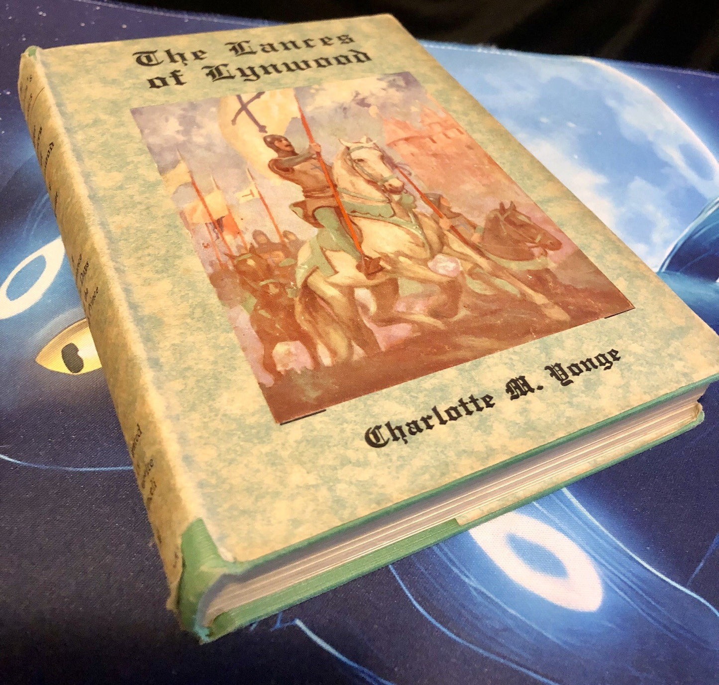 Lances of Lynwood - Charlotte Yonge  1929