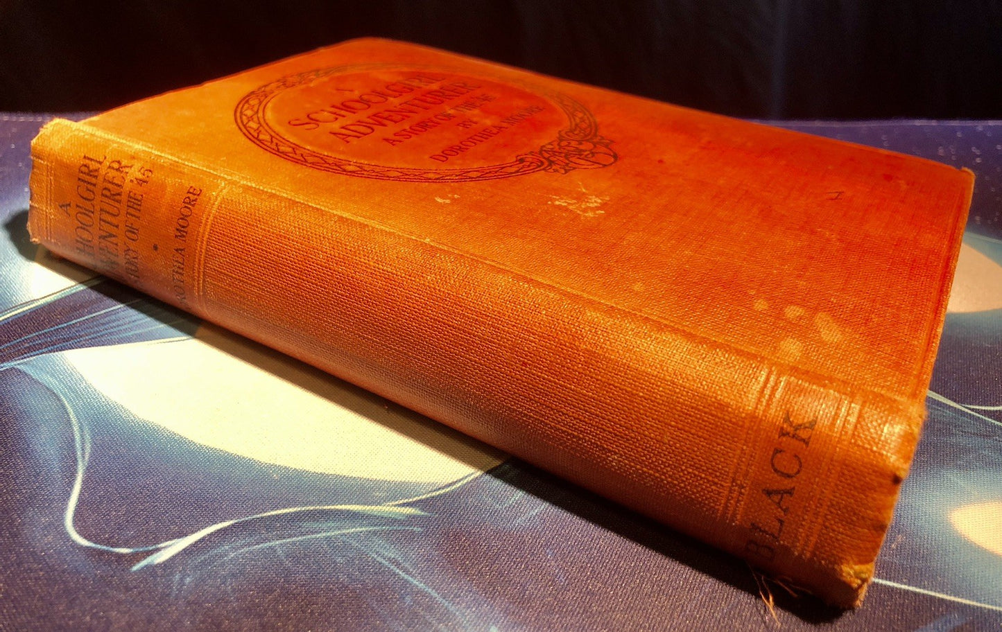 Schoolgirl Adventurer - a Story of the '45 - Dorothea Moore - 1927-01-01 A& C Bl