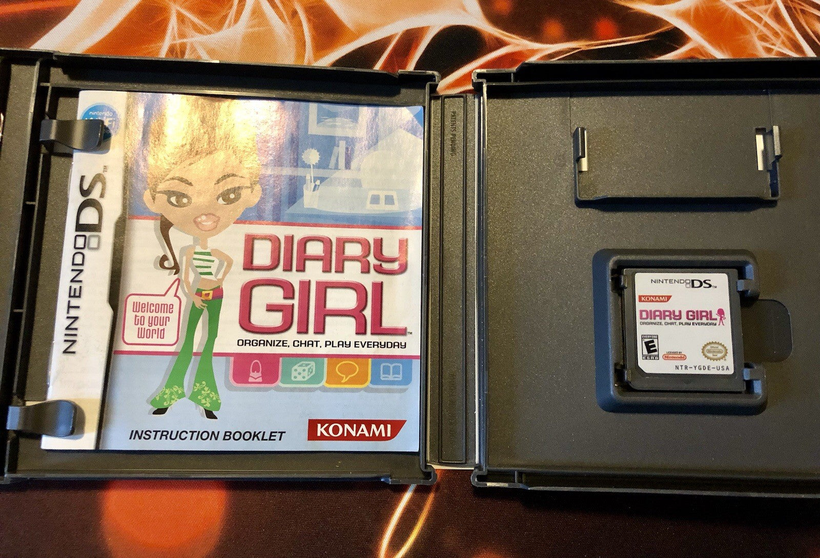 Nintendo DS Diary Girl - Authentic GAME MONSTER CANADA -..-